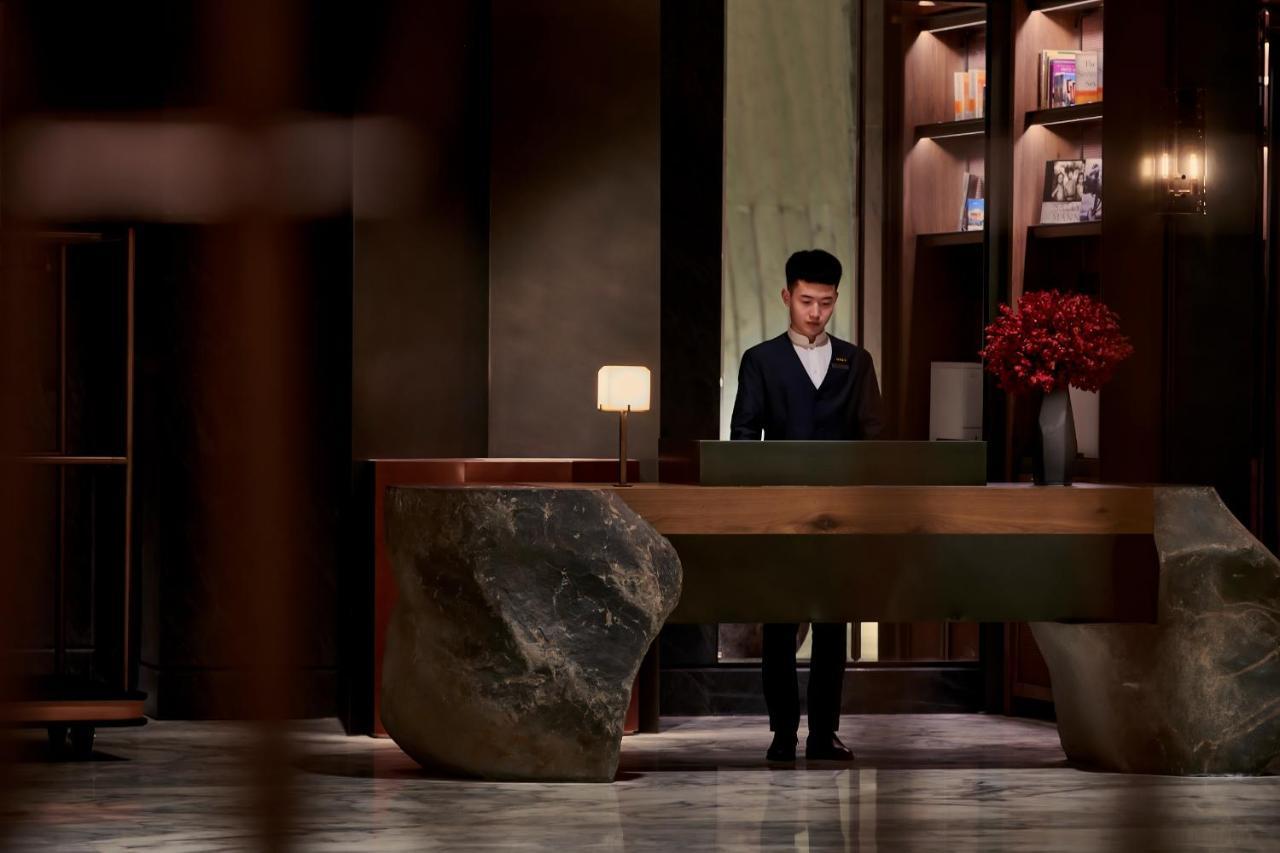 Mumian Beijing Daxing International Airport, Part Of Hyatt Hotel Luaran gambar Concierge at the Mandarin Oriental, Beijing